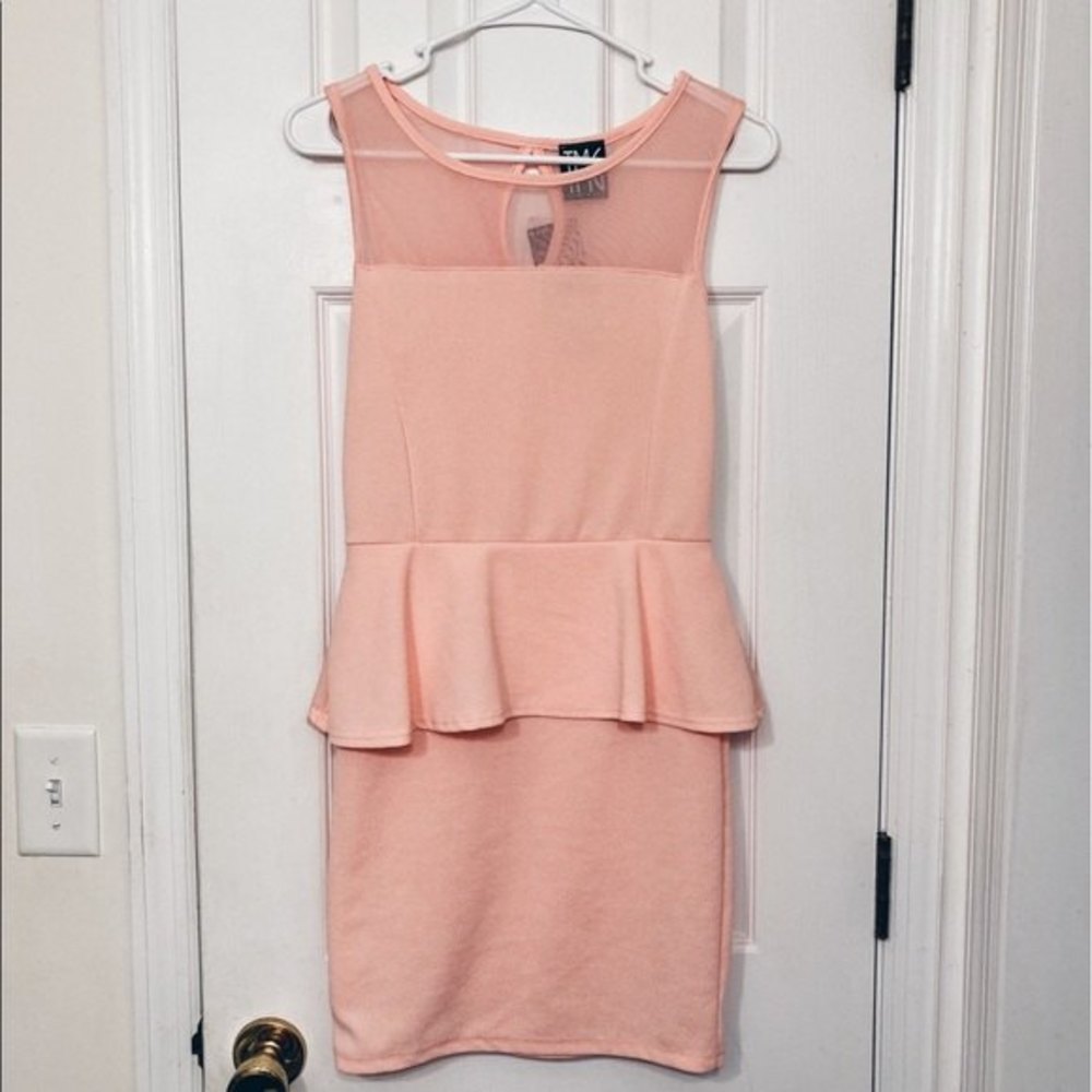 TMG Peplum Party Homecoming Dress Peach Juniors Size S